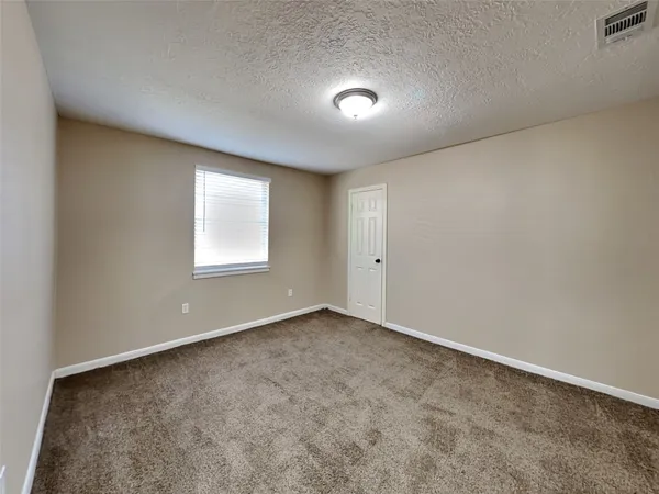 $1,645 | 407 Harold Lane, Baytown, TX 77521