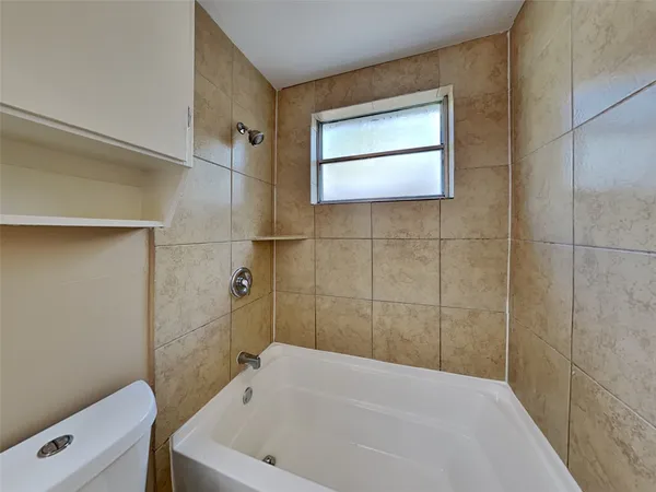 $1,645 | 407 Harold Lane, Baytown, TX 77521