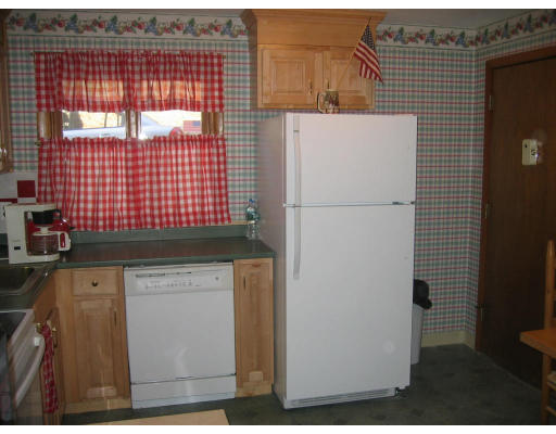 11 Jacqueline Road, Unit A Waltham, MA 02452 - Photo 3 of 9