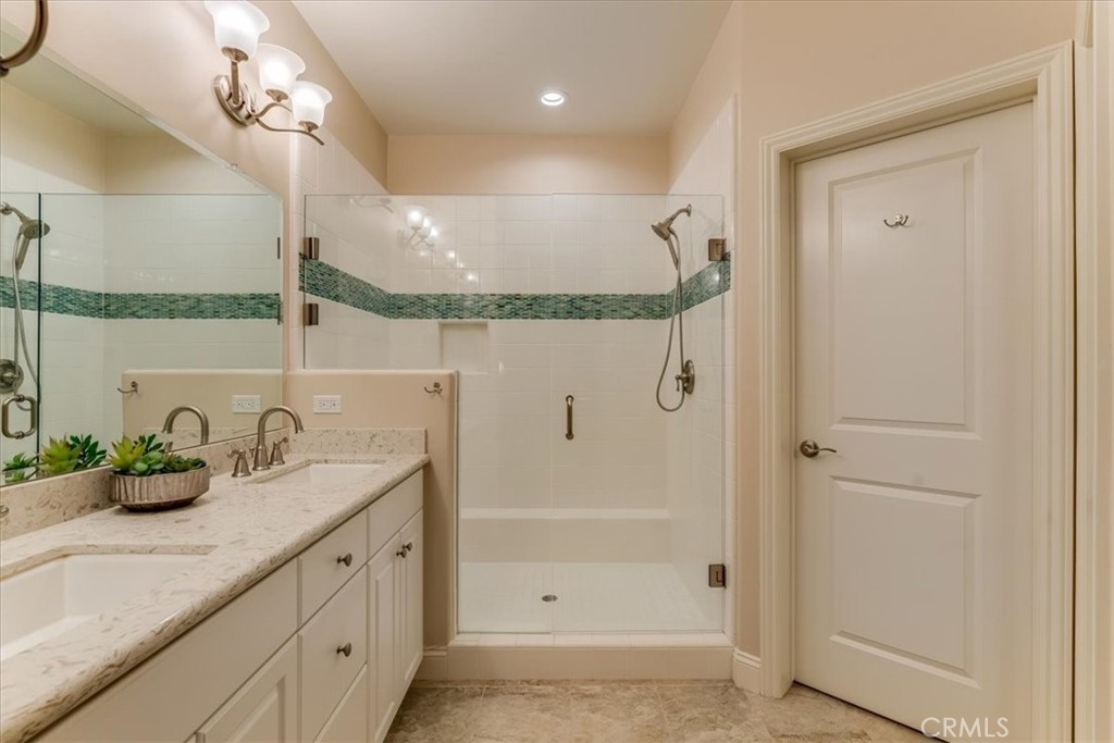1176 Spring Azure Way Nipomo, CA 93444 - Photo 16 of 40 Primary Bath