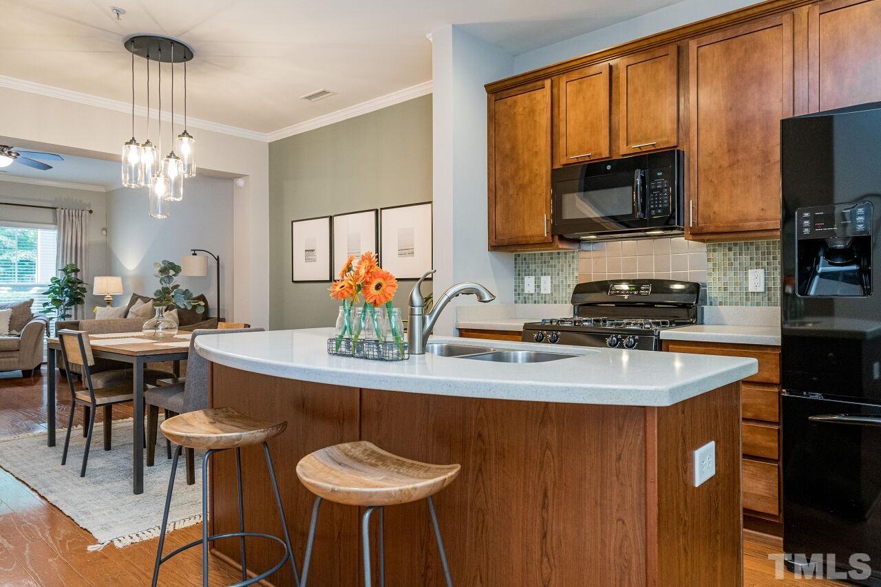 8017 Sunset Branch Court Raleigh, NC 27612 - Photo 13 of 24 Gallery Image 13