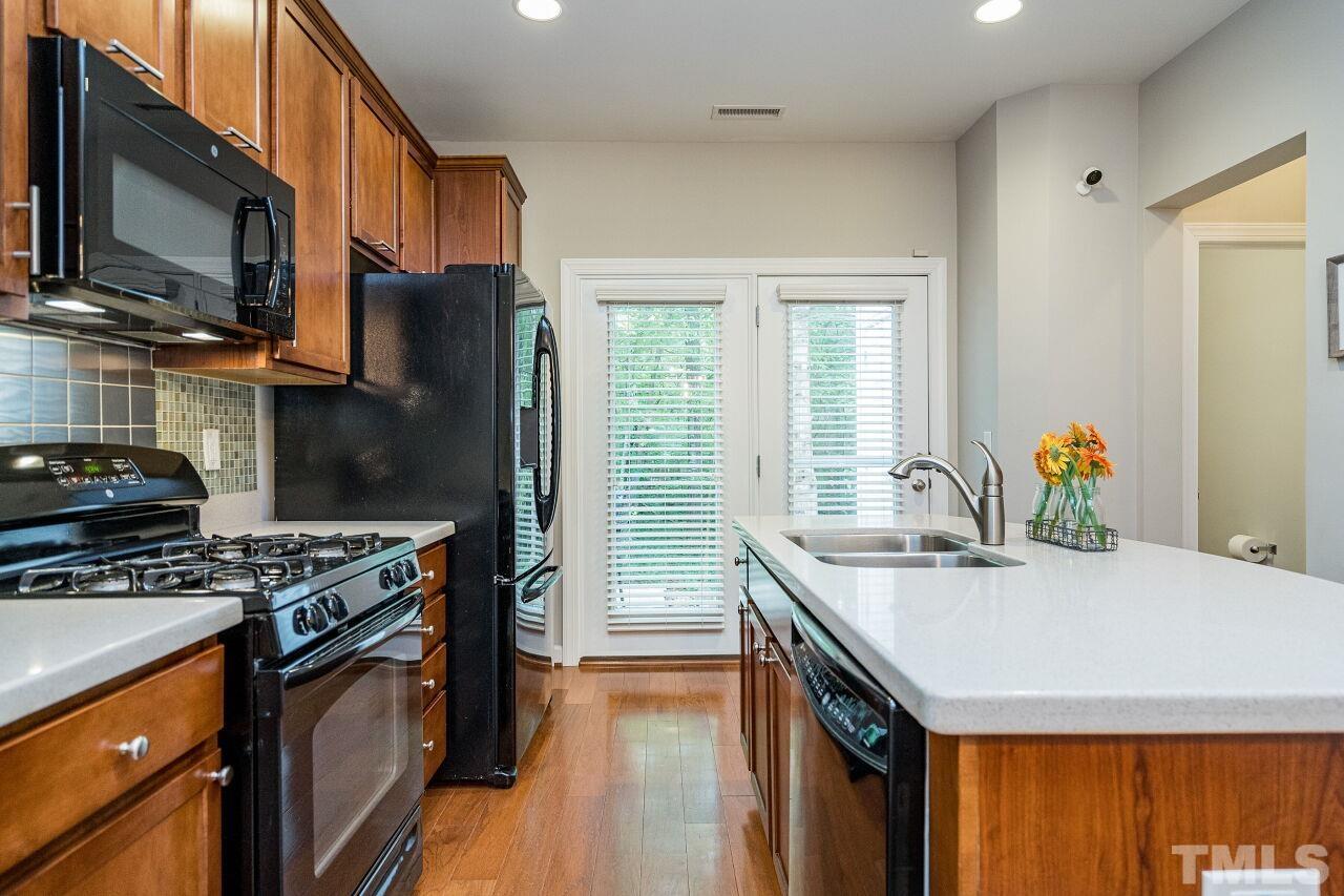 8017 Sunset Branch Court Raleigh, NC 27612 - Photo 14 of 24 Gallery Image 14