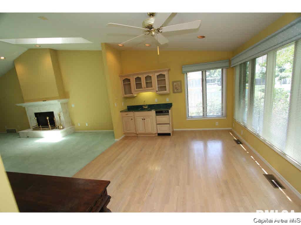 30 Turnberry Place Springfield, IL 62704 - Photo 15 of 35