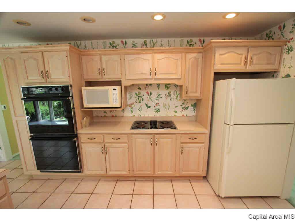 30 Turnberry Place Springfield, IL 62704 - Photo 9 of 35