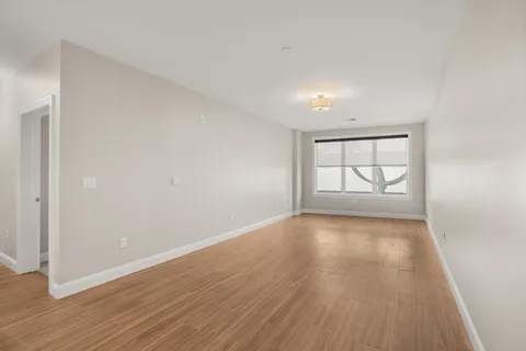 $805,000 | 99 Foundry Place, Unit 208, Portsmouth, NH 03801