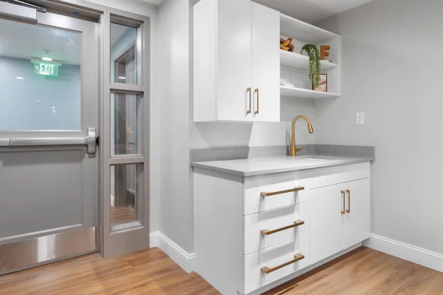 $805,000 | 99 Foundry Place, Unit 208, Portsmouth, NH 03801