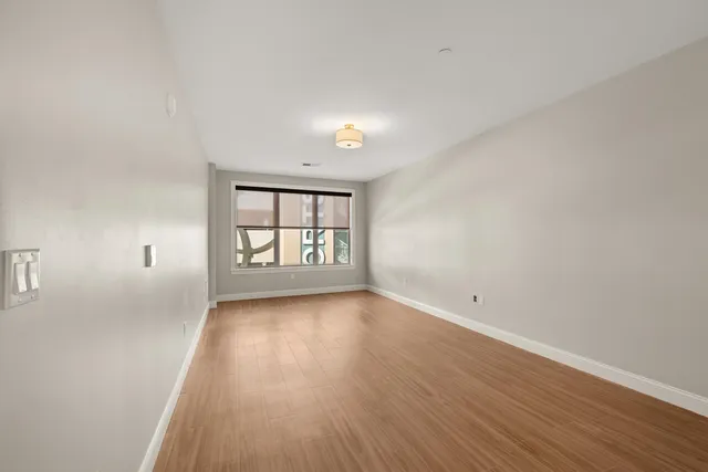 $805,000 | 99 Foundry Place, Unit 208, Portsmouth, NH 03801