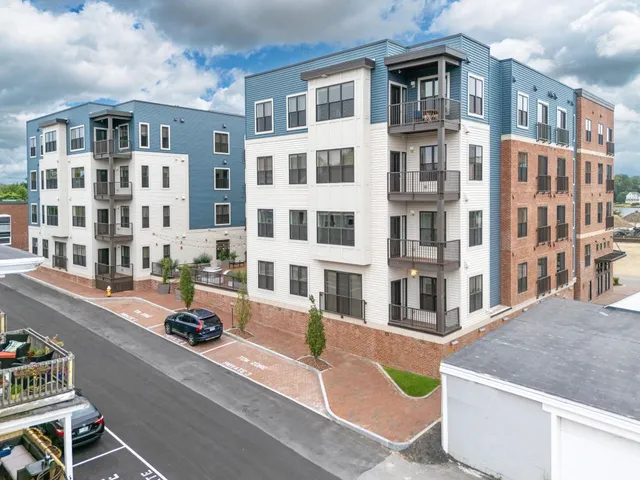 $805,000 | 99 Foundry Place, Unit 208, Portsmouth, NH 03801
