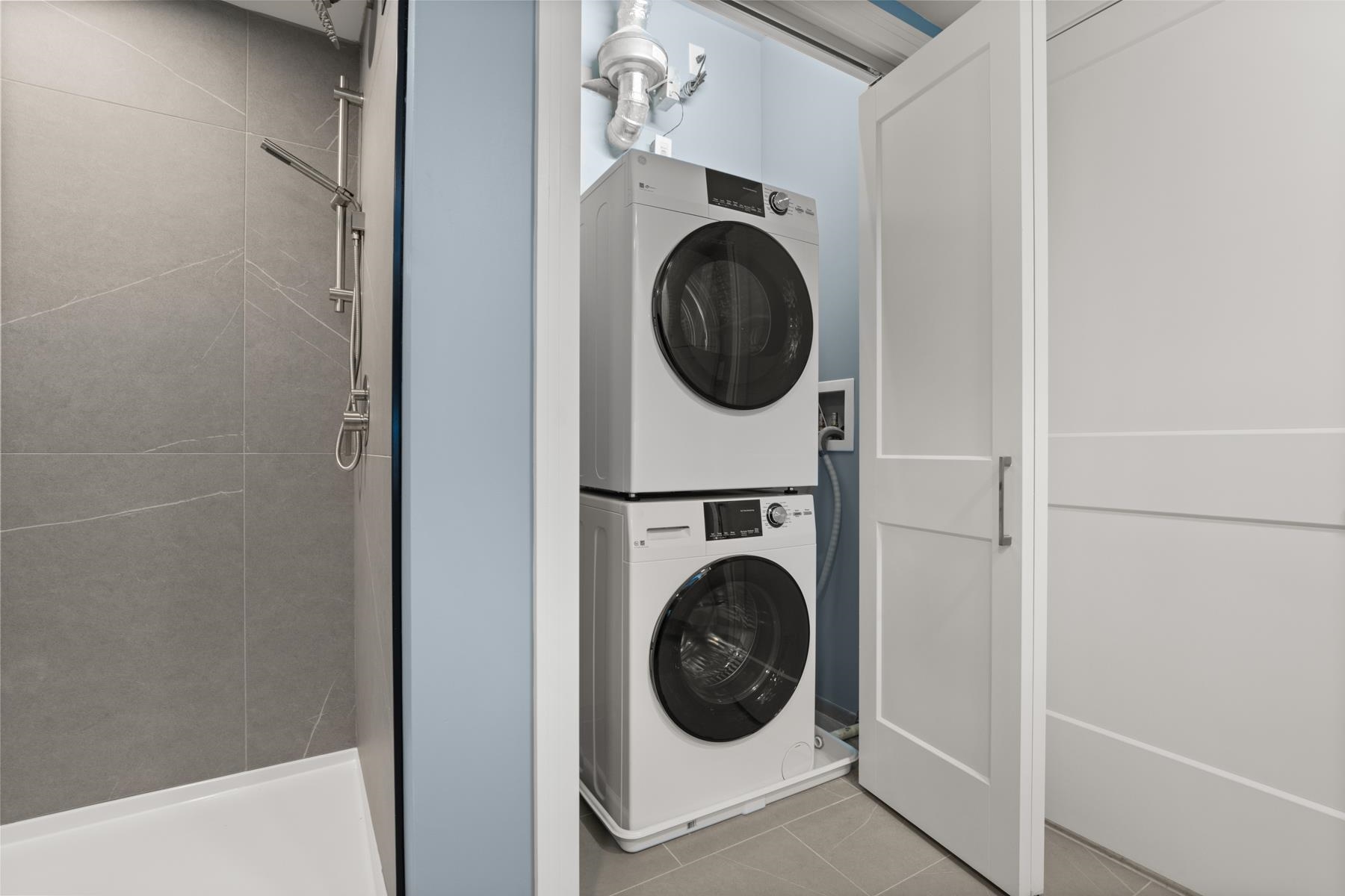 99 Foundry Place, Unit 208 Portsmouth, NH 03801 - Photo 42 of 48