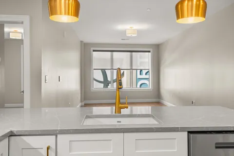 $805,000 | 99 Foundry Place, Unit 208, Portsmouth, NH 03801