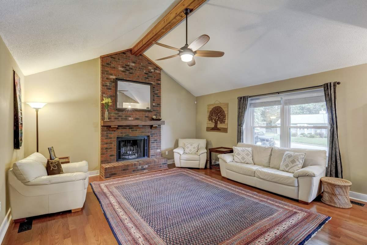 4328 Craddock Road Raleigh, NC 27613 - Photo 3 of 15 Photo 3