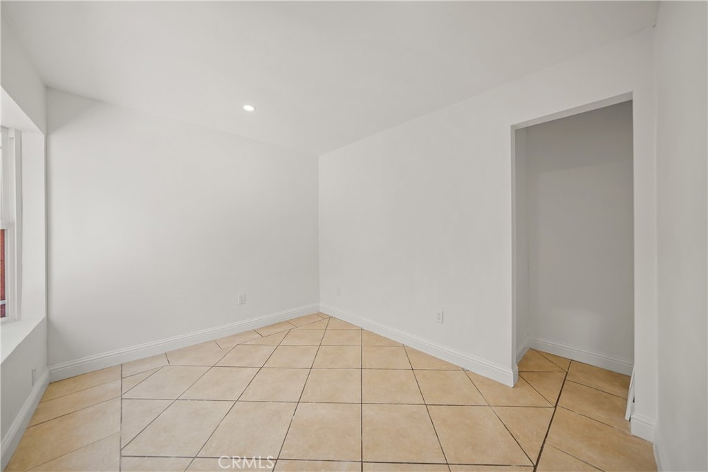 2616 Gates Place Simi Valley, CA 93065 - Photo 14 of 20