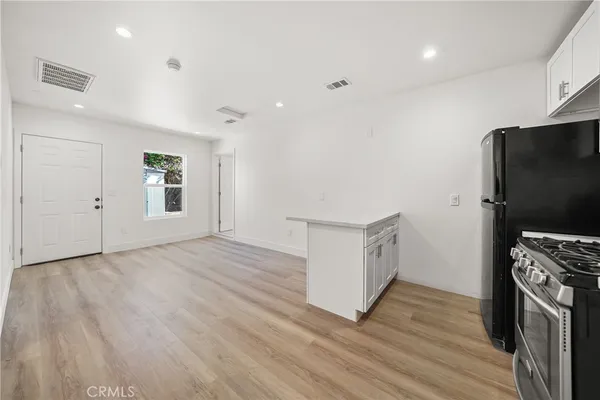 $2,600 | 2616 Gates Place, Simi Valley, CA 93065