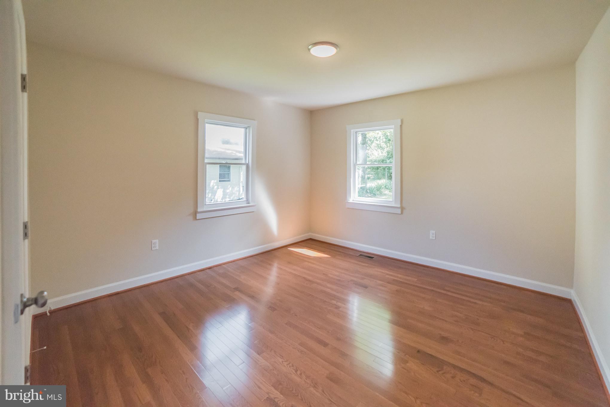 568 Broadwater Road Arnold, MD 21012 - Photo 10 of 30 Bedroom