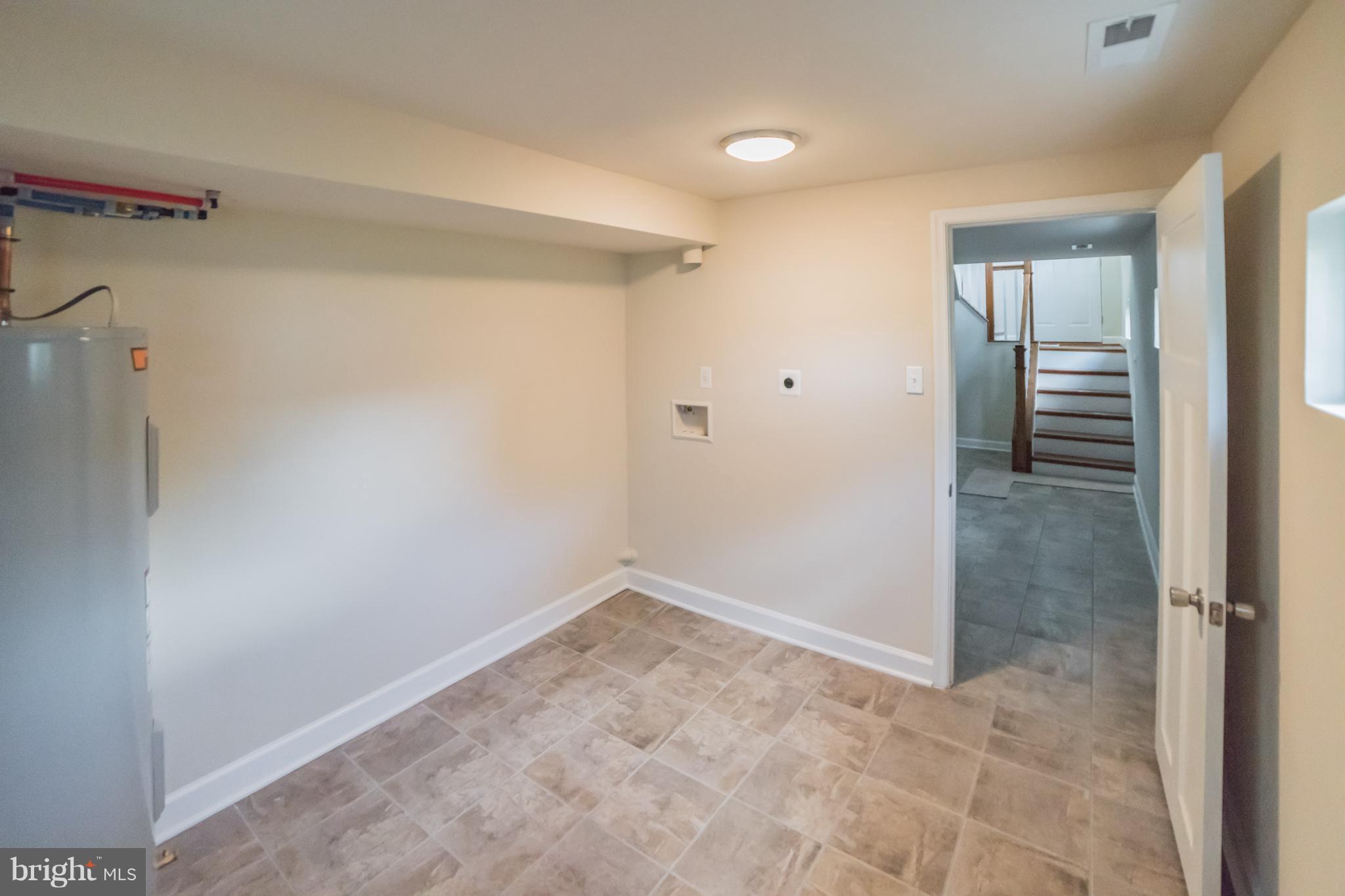 568 Broadwater Road Arnold, MD 21012 - Photo 21 of 30 Laundry room/ storage