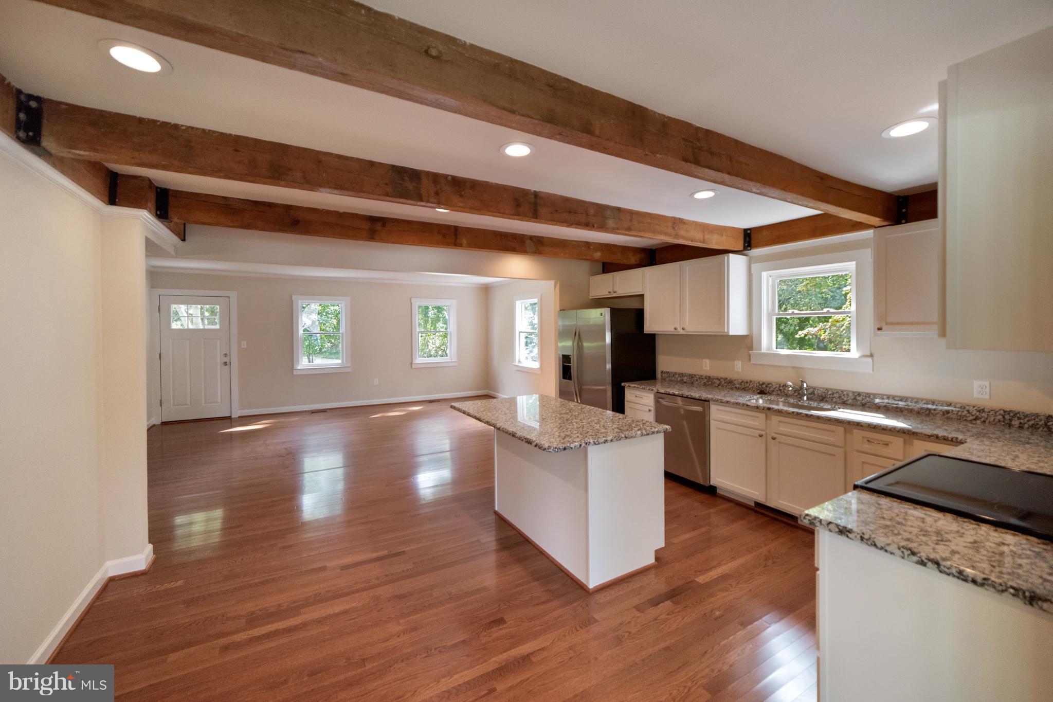 568 Broadwater Road Arnold, MD 21012 - Photo 6 of 30 Kitchen