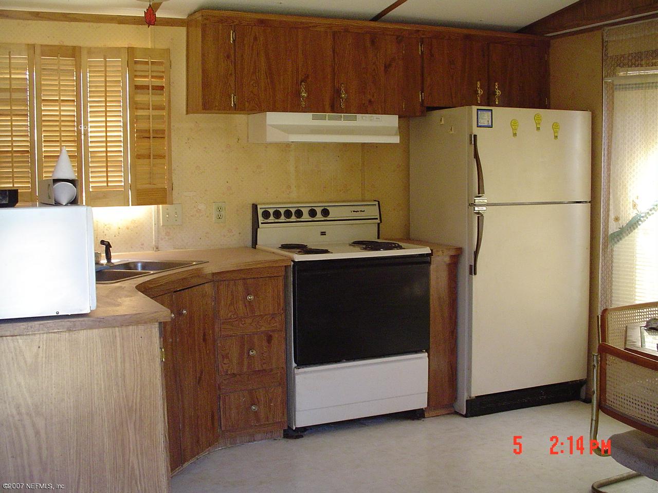 8624 Feldman Road Jacksonville, FL 32244 - Photo 8 of 13 kitchen