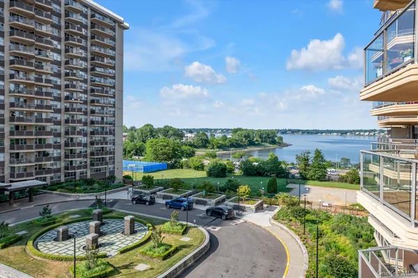 $349,000 | 1805 215th Street, Unit 5C | Bay Terrace