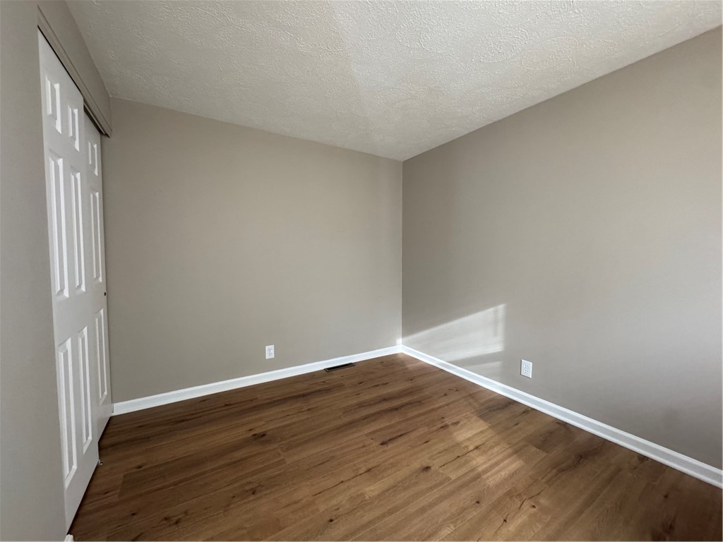 636 Embury Road Penfield, NY 14625 - Photo 12 of 29