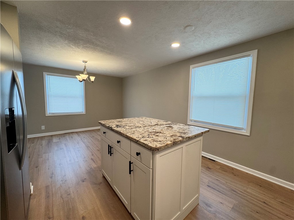 636 Embury Road Penfield, NY 14625 - Photo 6 of 29