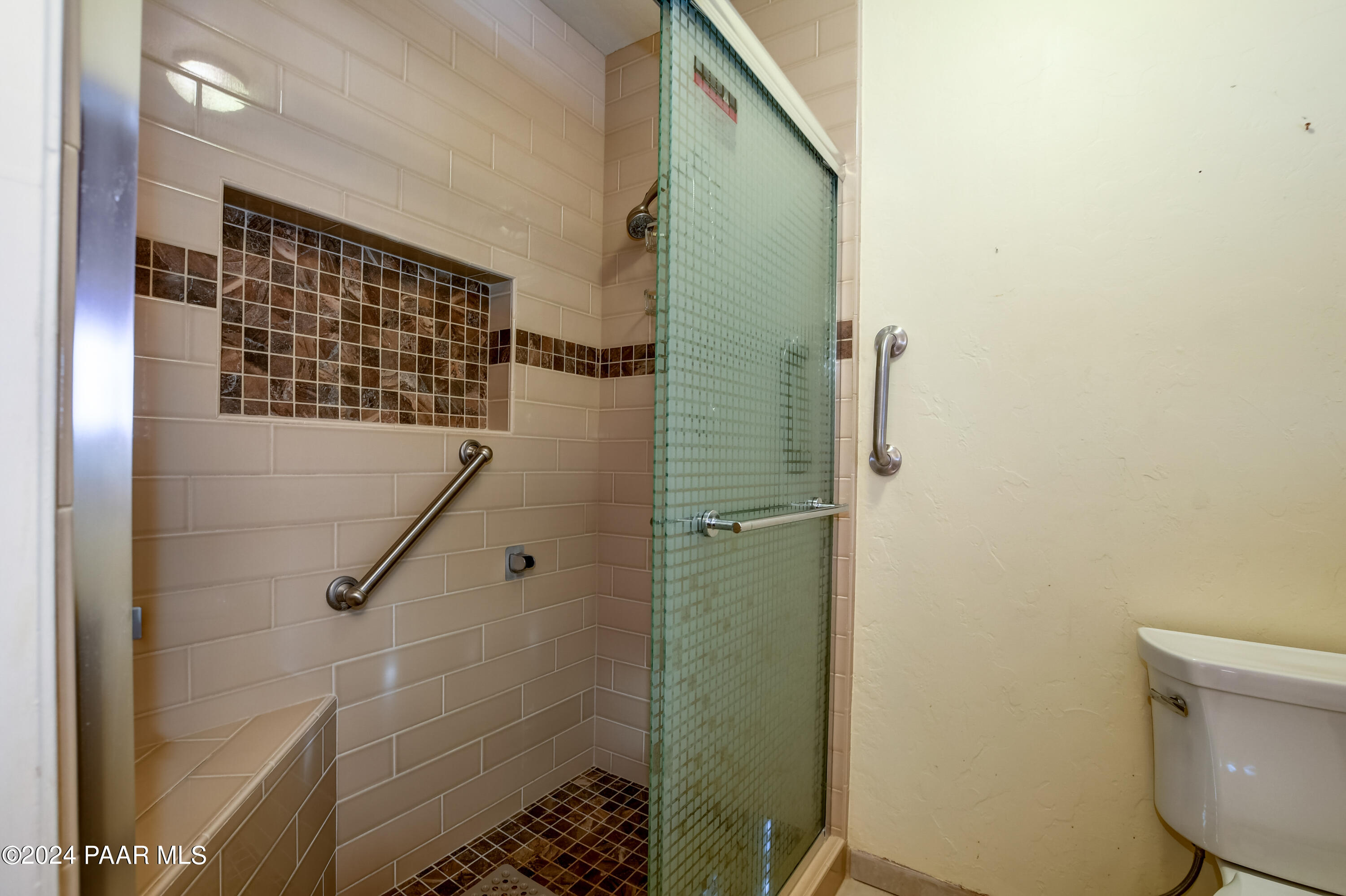 1393 Coyote Road Prescott, AZ 86303 - Photo 17 of 26 Primary Bathroom 2