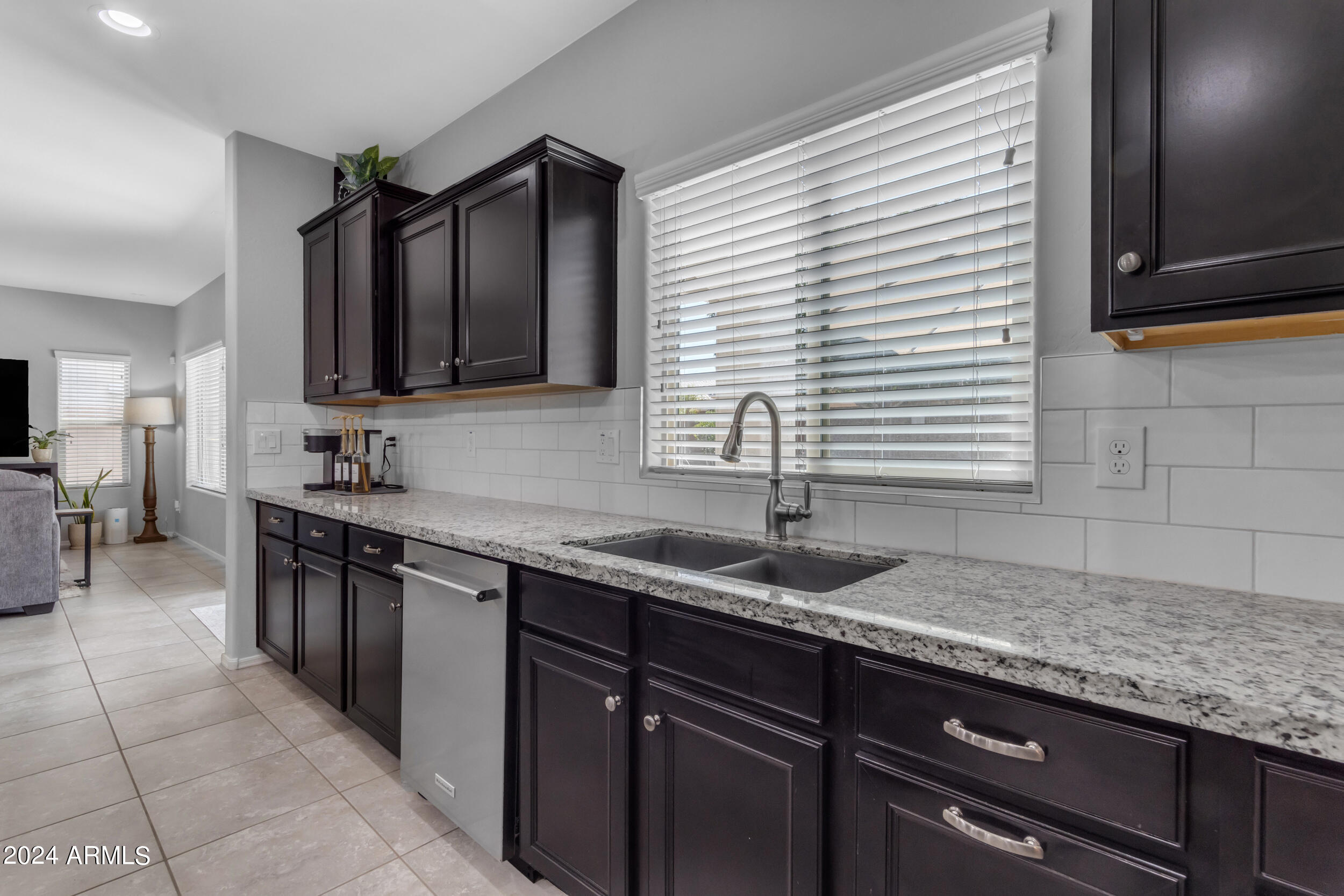 2675 East Gillcrest Road Gilbert, AZ 85298 - Photo 14 of 61 13_016_a4m_openshaw