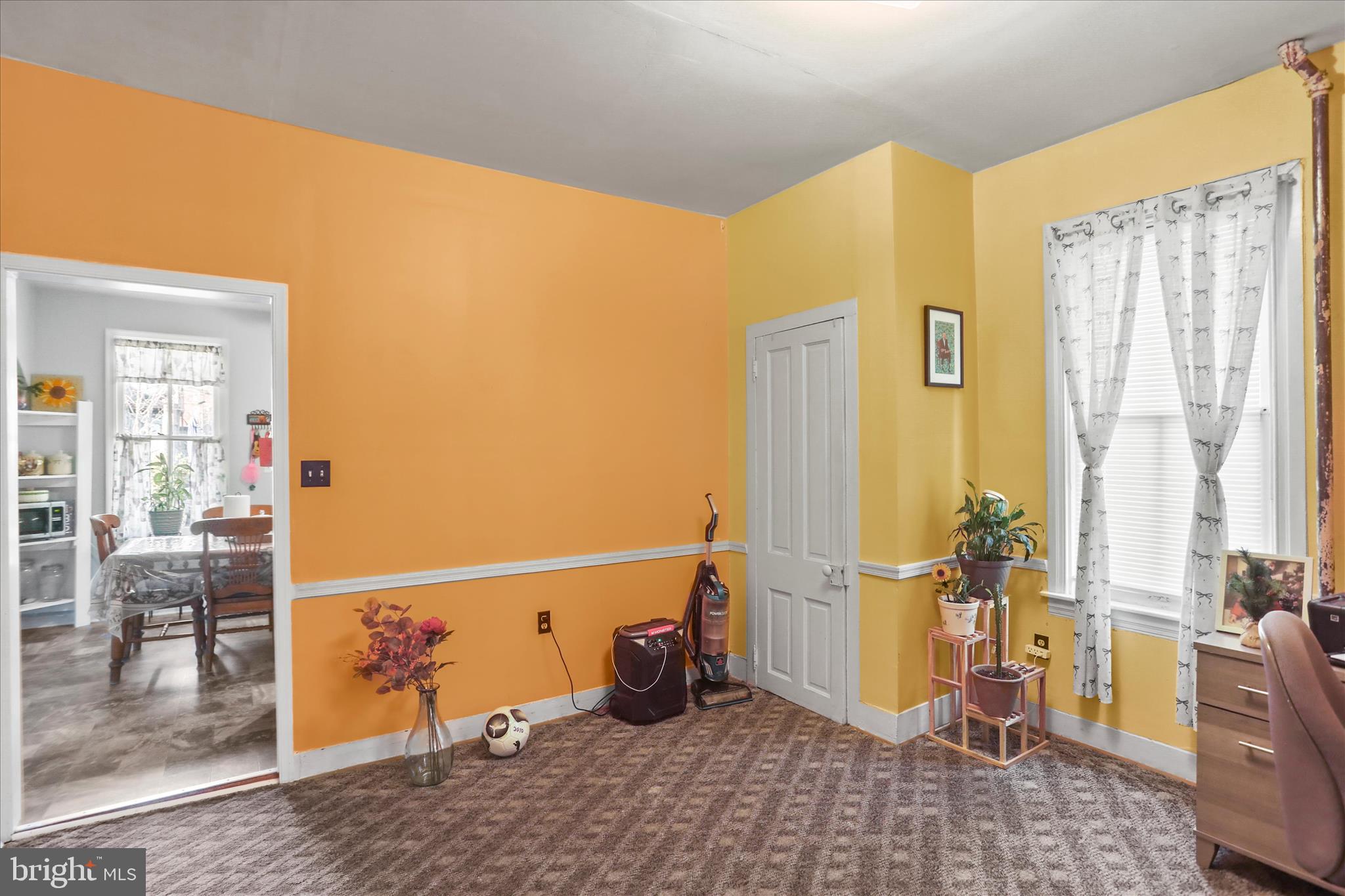 589 West Princess Street York, PA 17401 - Photo 11 of 41