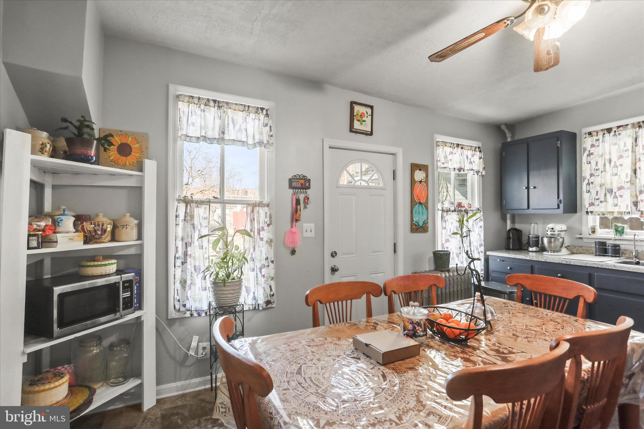 589 West Princess Street York, PA 17401 - Photo 13 of 41