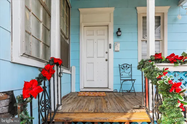 a view of outdoor space and porch