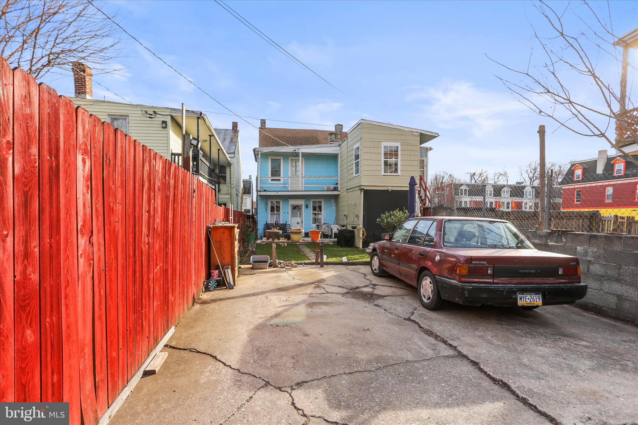 589 West Princess Street York, PA 17401 - Photo 6 of 41