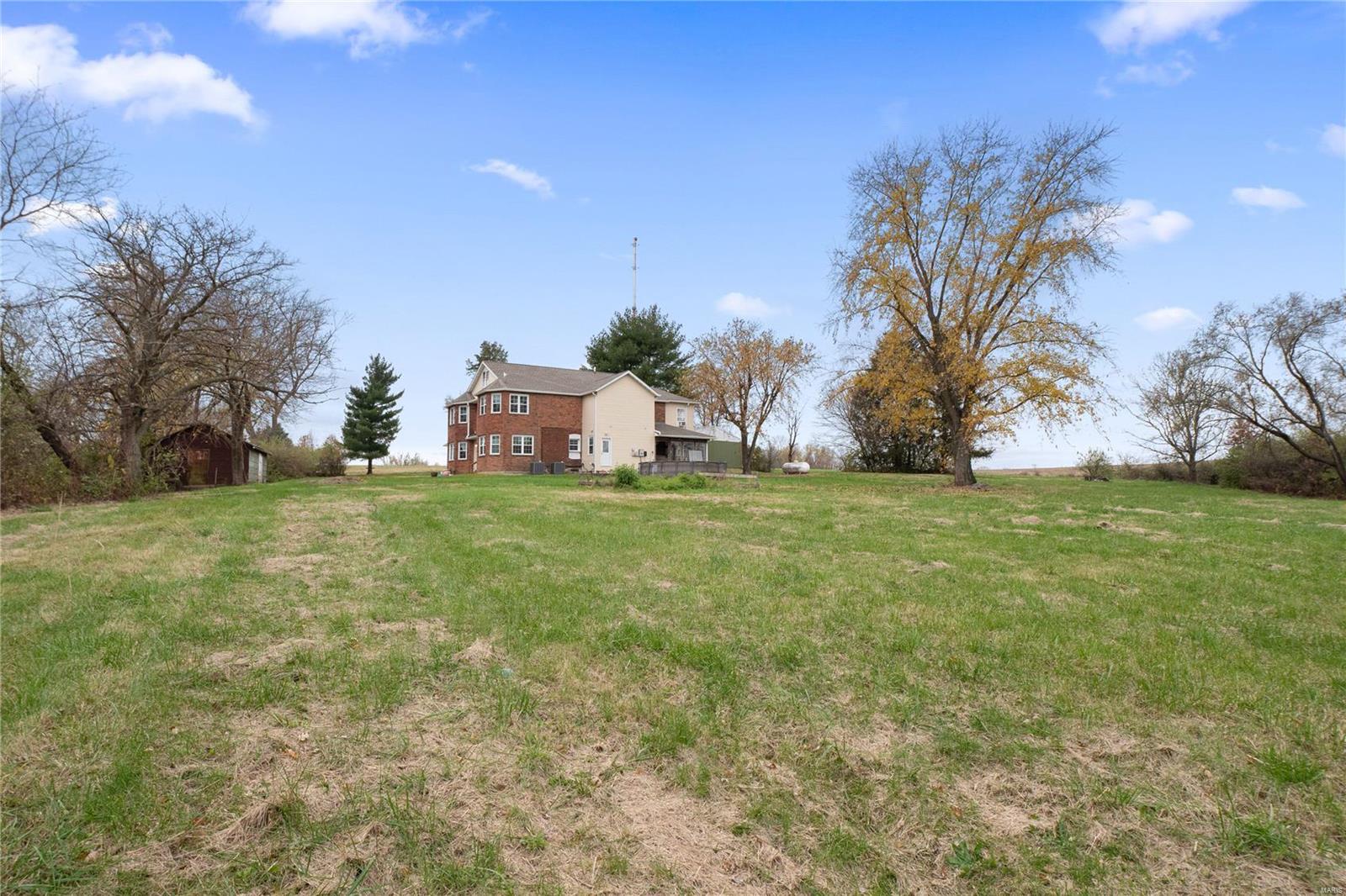 1637 Mule Road Columbia, IL 62236 - Photo 35 of 43 Gallery Image 35