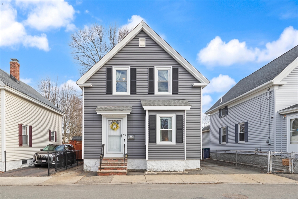 65 Ord Street Salem, MA 01970 - Photo 2 of 25