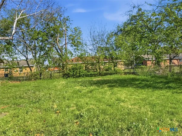 $185,000 | 240 Tom Sawyer Street, Evant, TX 76525