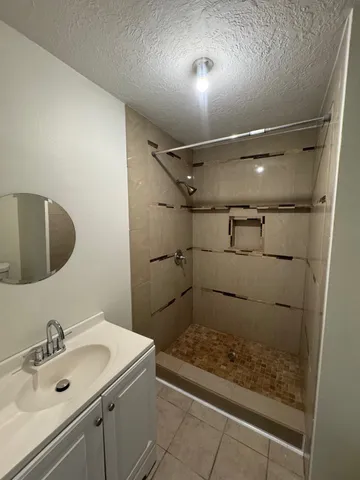 $1,200 | 10134 Kirkglen Drive, Unit 3, Houston, TX 77089