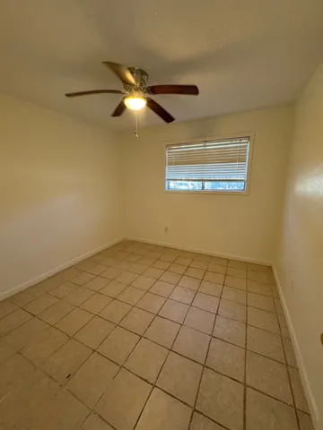 $1,200 | 10134 Kirkglen Drive, Unit 3, Houston, TX 77089