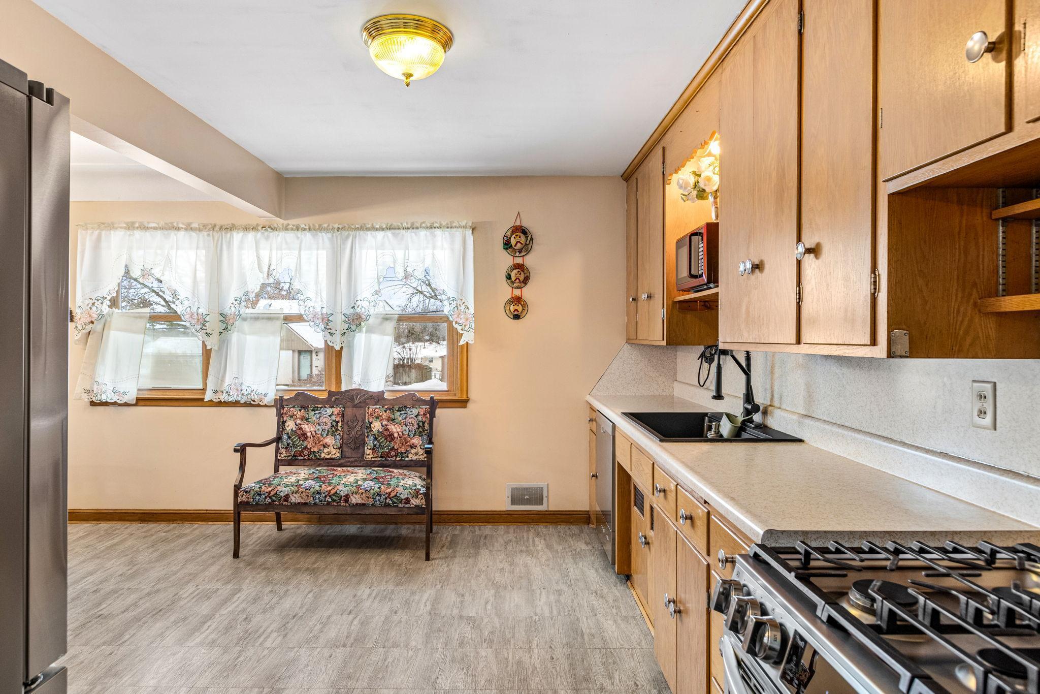 3723 Johnson Street Northeast Columbia Heights, MN 55421 - Photo 13 of 43