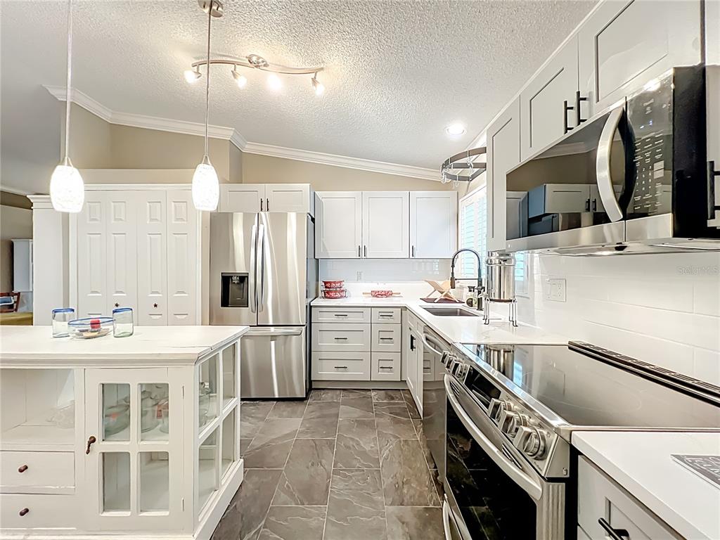 1648 Sand Key Circle Oviedo, FL 32765 - Photo 22 of 58