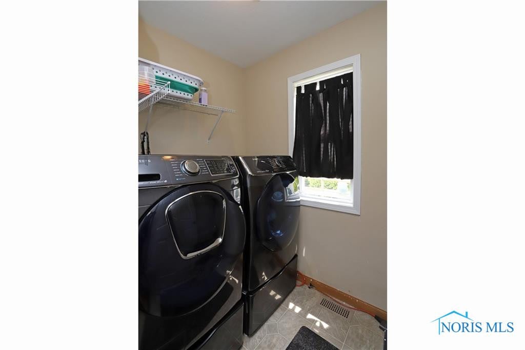 1485 Marsh Hawk Road Perrysburg, OH 43551 - Photo 17 of 45 Gallery Image 17