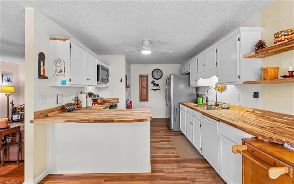 4076 Dunbar Bridge Road Asheboro, NC 27205 - Photo 13 of 32