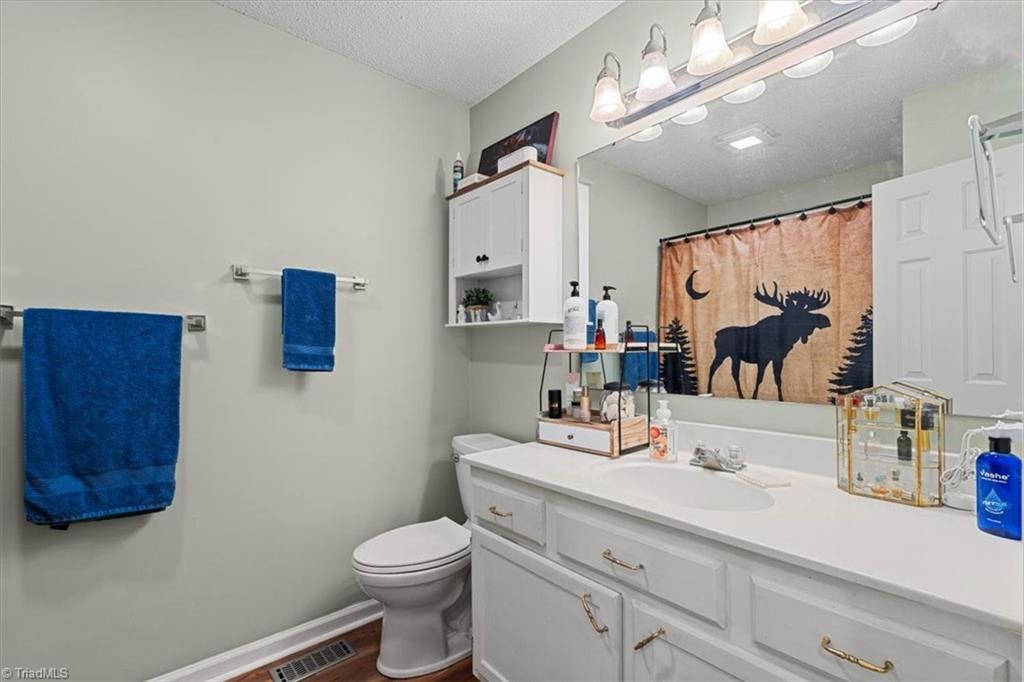 4076 Dunbar Bridge Road Asheboro, NC 27205 - Photo 24 of 32