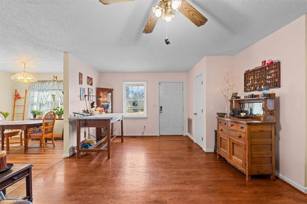 4076 Dunbar Bridge Road Asheboro, NC 27205 - Photo 8 of 32