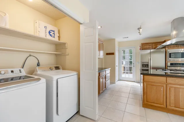 $599,000 | 59 Fire Flicker Place, The Woodlands, TX 77381