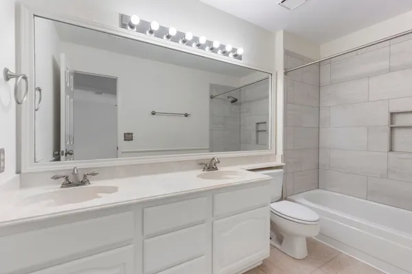 $599,000 | 59 Fire Flicker Place, The Woodlands, TX 77381