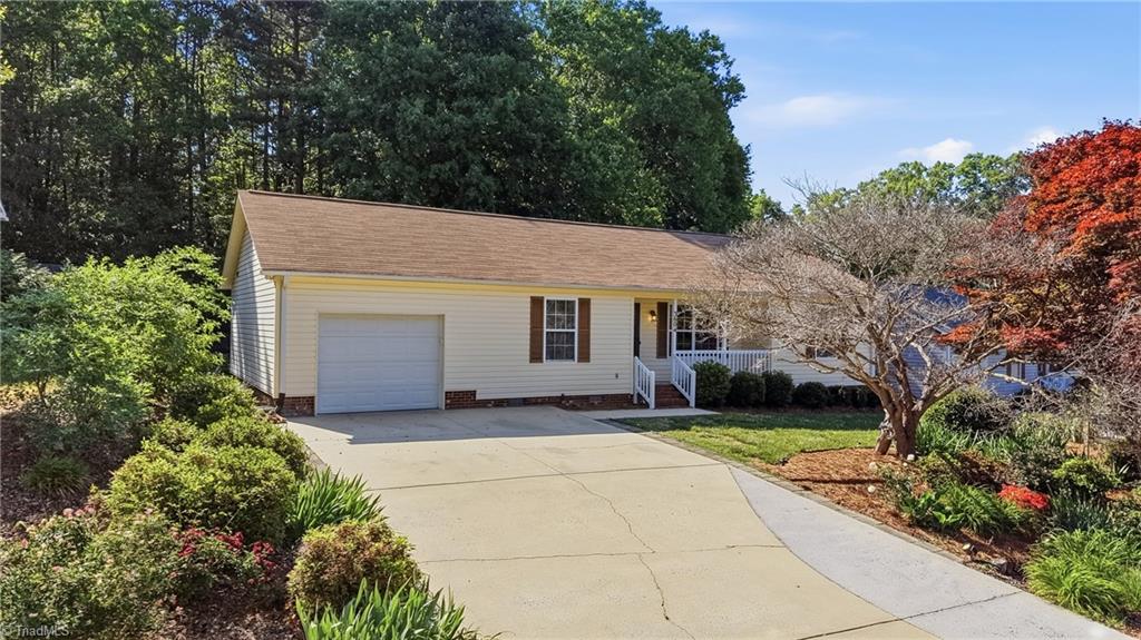 3604 Akers Court High Point, NC 27263 - Photo 1 of 32