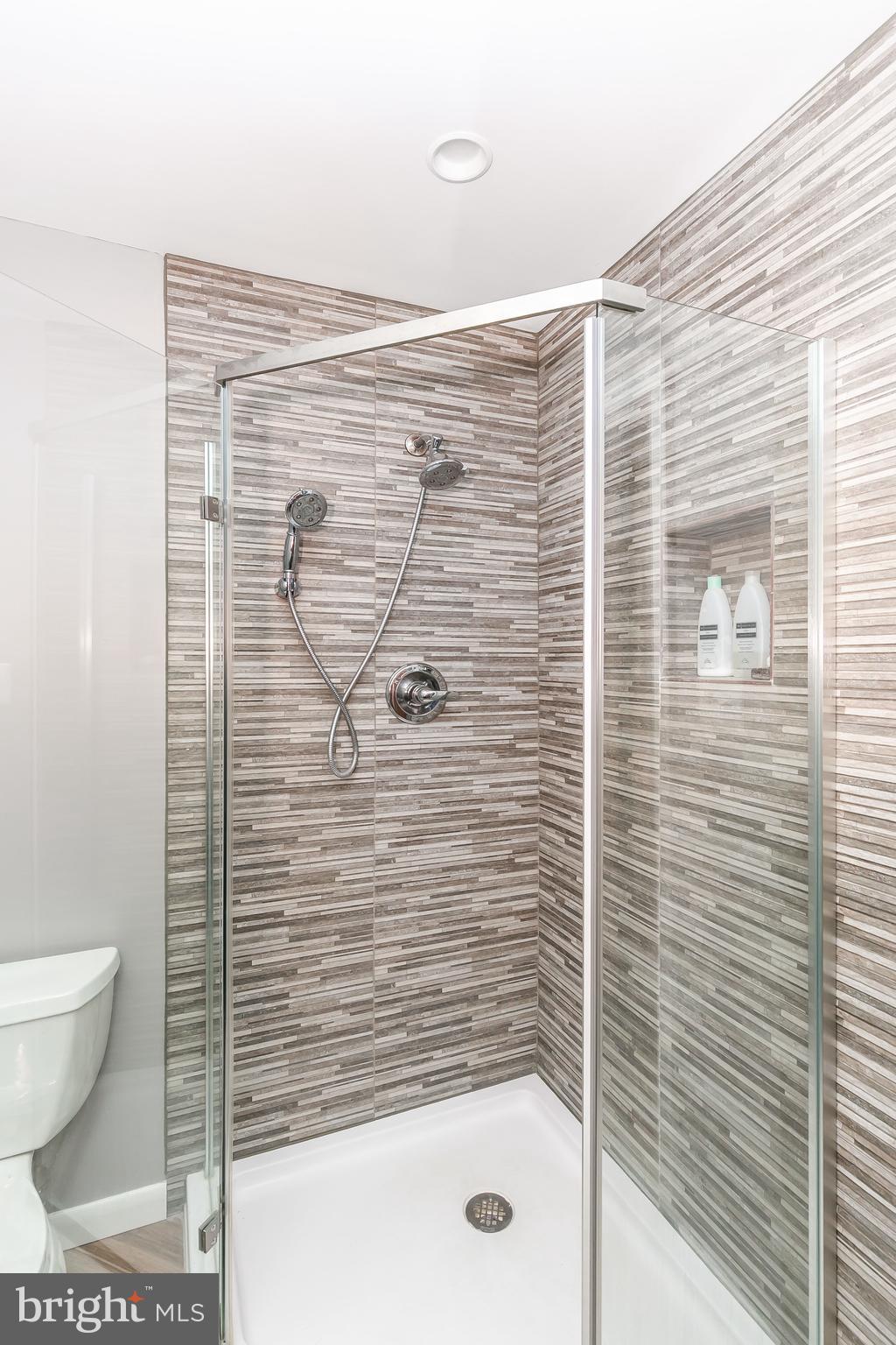 2011 Dumont Road Lutherville-Timonium, MD 21093 - Photo 20 of 49 Master bath shower
