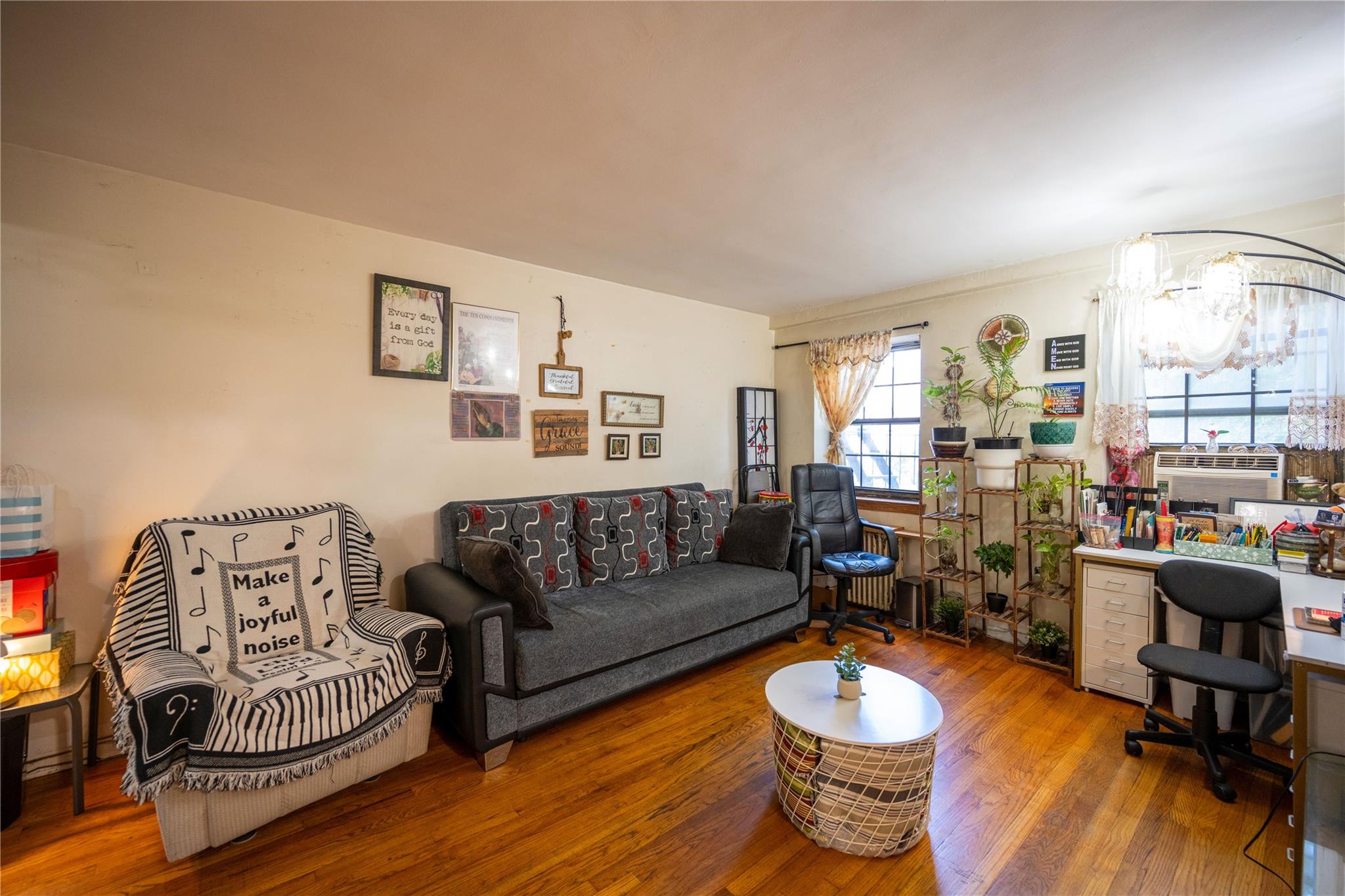 14415 78th Road, Unit 2D Queens, NY 11367 - Photo 4 of 8