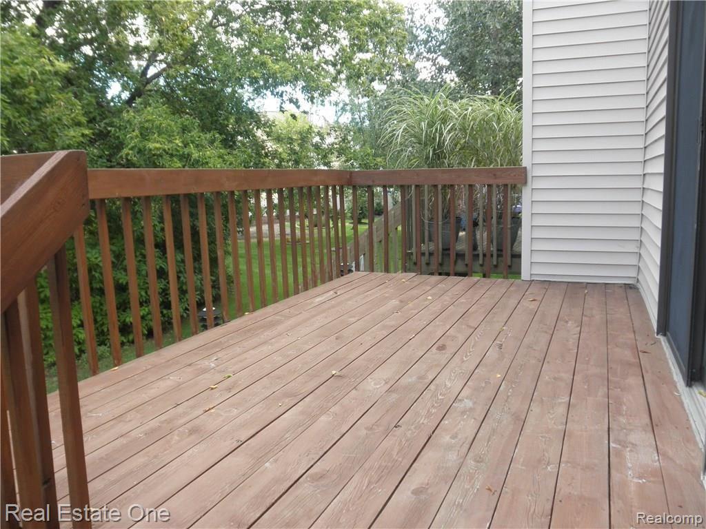 301 Willow Grove Lane, Unit 98 Rochester, MI 48307 - Photo 7 of 38