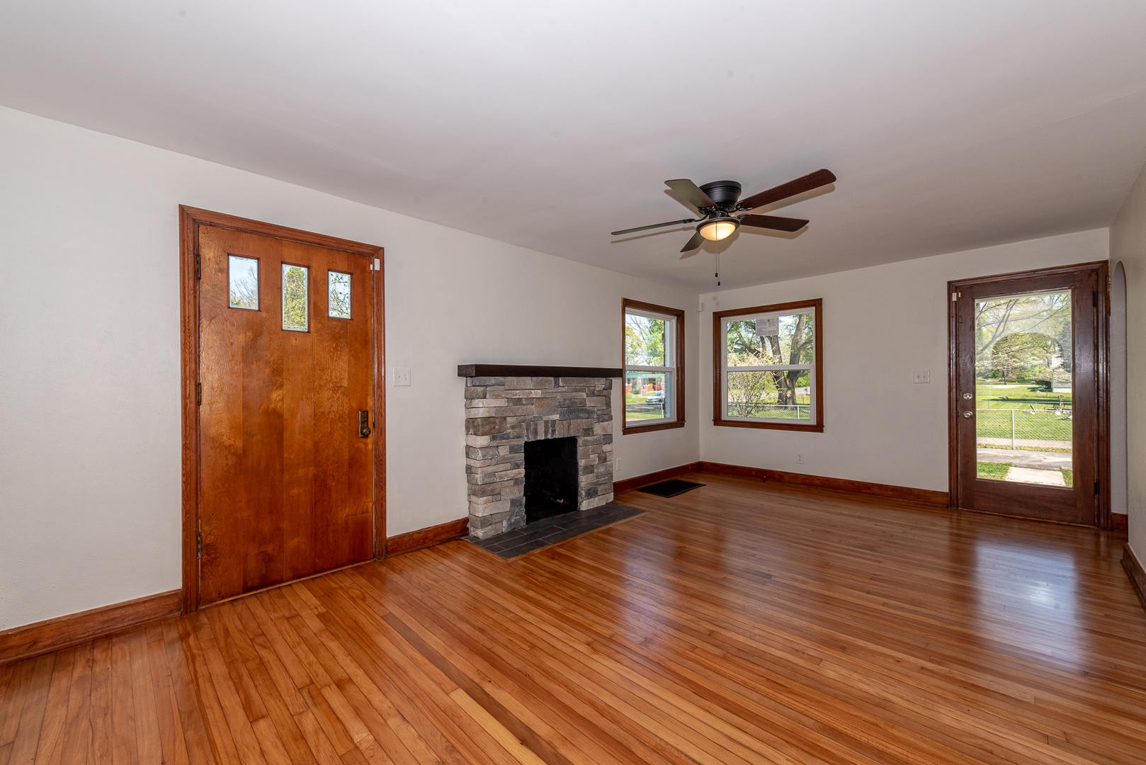 704 North Wright Road Alcoa, TN 37701 - Photo 7 of 39 Gallery Image 7