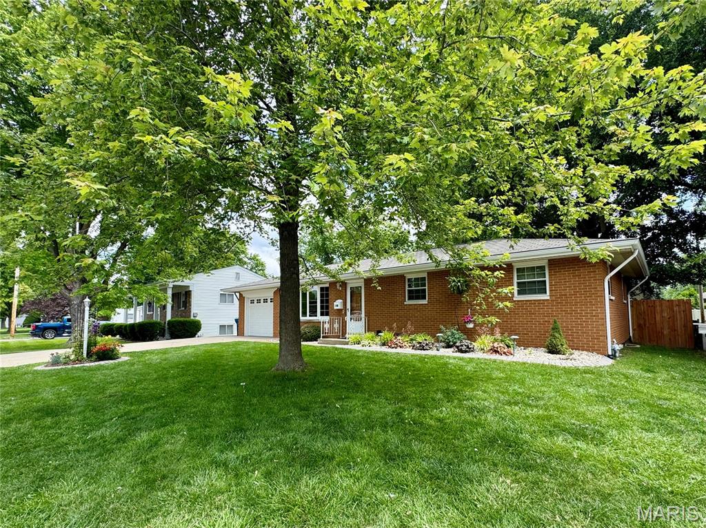 1108 Ridge Avenue Collinsville, IL 62234 - Photo 2 of 64 Gallery Image 2