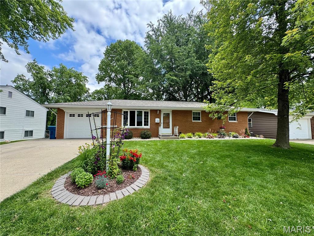 1108 Ridge Avenue Collinsville, IL 62234 - Photo 4 of 64 Gallery Image 4
